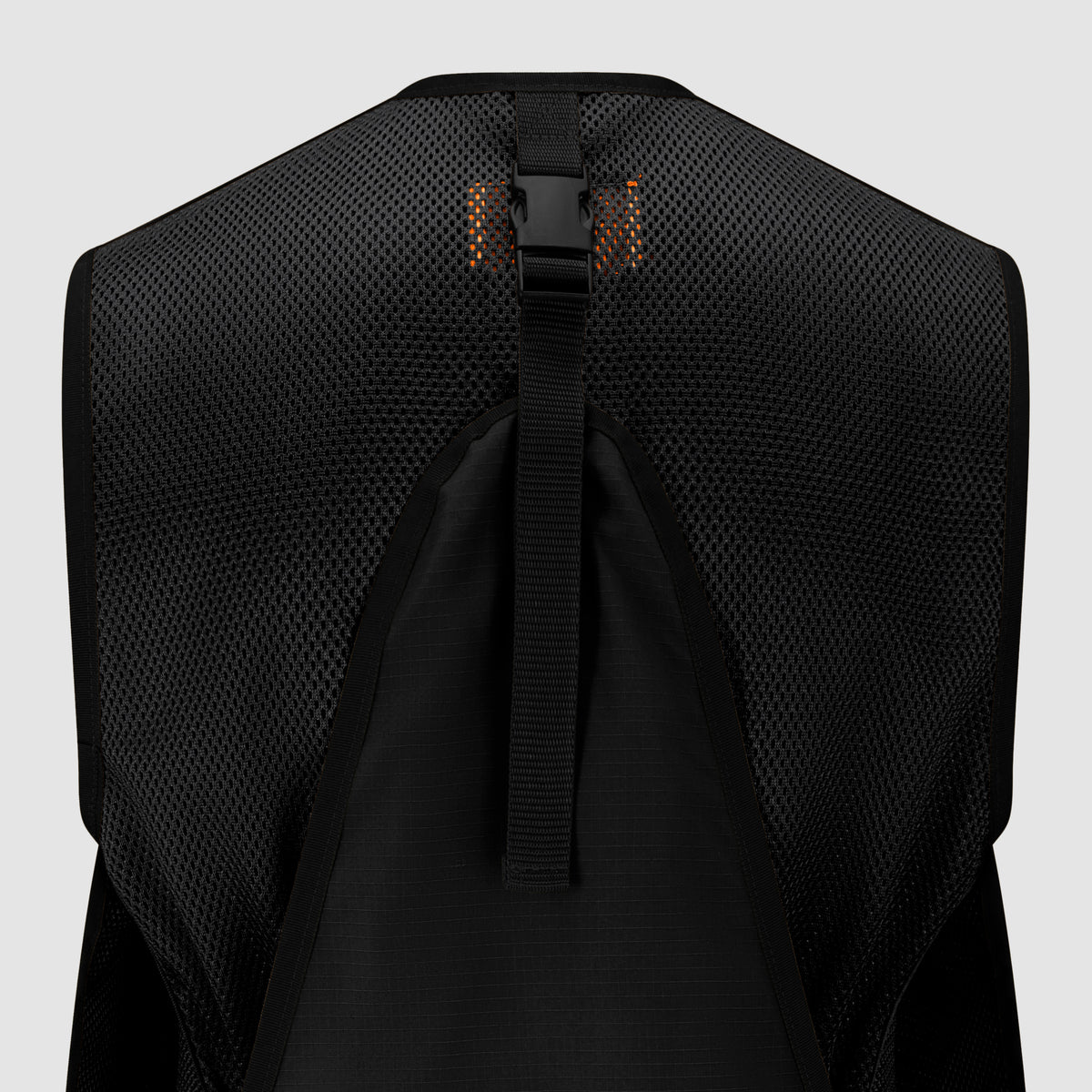Field Vest Cinched Black