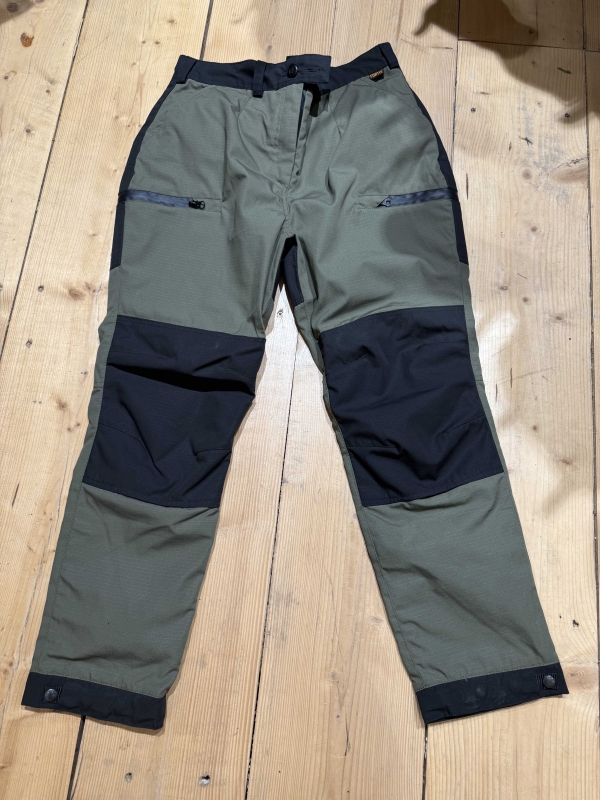 Fortis® SALE Ladies W/P Venator Trousers - 16/29 - Green/Black